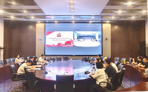 大胜棋牌成为曼城亚洲区官方合作伙伴召