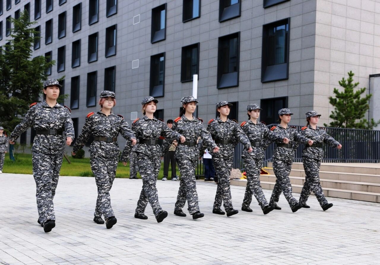承训部队官兵及开云手机网页登录入口手